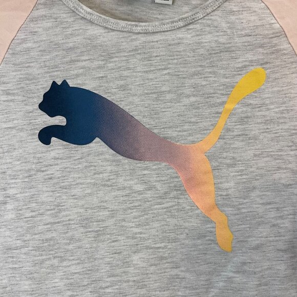 PUMA Girls Long Sleeve Shirt With Gradient Logo Size M 10/12 Gray & Pink - Picture 3 of 10